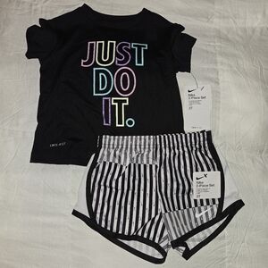 Under Armour Girl Athletic Outfit Size 3T